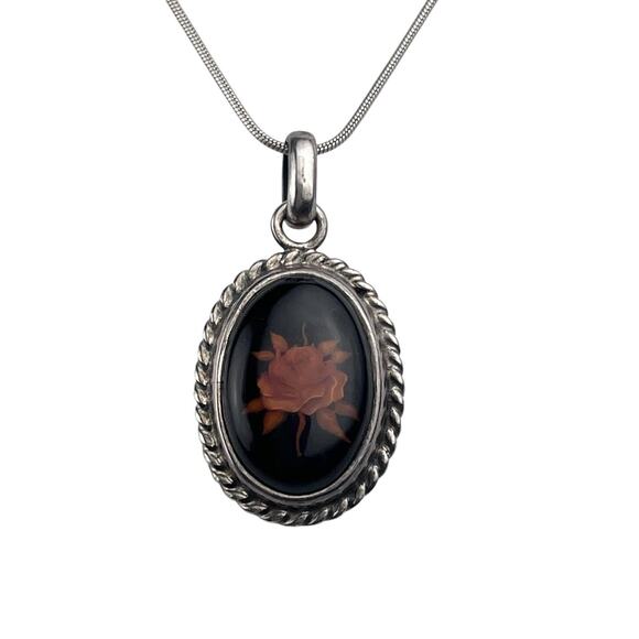 V8 Poland Amber Etched Flower Pednant Sterling Silver Necklace 18" Chain - Picture 1 of 11
